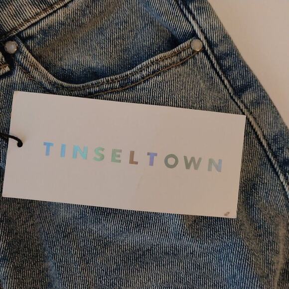 Tinseltown NWT Jeans Size 9/29 Blue Hi Rise Mom Denim Distressed Casual - Picture 5 of 13